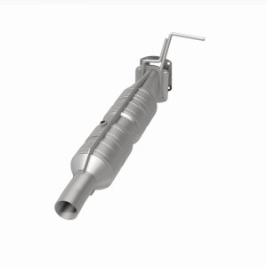 Ford F-59 Commercial Stripped Chassis Catalytic Converter - Underbody - Magnaflow - OEM Grade Direct-Fit - `14-`19