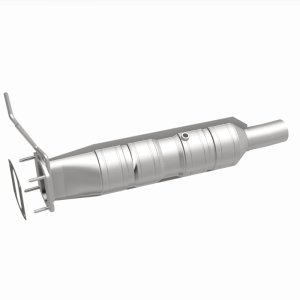 Ford F-59 Commercial Stripped Chassis Catalytic Converter - Underbody - Magnaflow - OEM Grade Direct-Fit - `14-`19