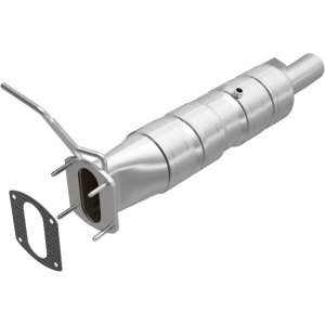 Ford F-59 Commercial Stripped Chassis Catalytic Converter - Underbody - Magnaflow - OEM Grade Direct-Fit - `14-`19 Ford F-59 Commercial Stripped Chassis Catalytic Converter - Underbody - Magnaflow - OEM Grade Direct-Fit - `14-`19