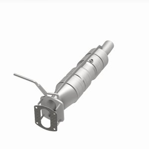 Ford F-59 Commercial Stripped Chassis Catalytic Converter - Underbody - Magnaflow - OEM Grade Direct-Fit - `14-`19