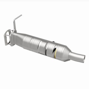 Ford F59 Commercial Stripped Chassis Catalytic Converter - Underbody - Magnaflow - Direct Fit - `14-`17
