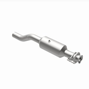 Ford F-350 Super Duty Catalytic Converter - Rear - Magnaflow - OEM Grade Direct-Fit - `20-`22