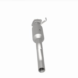 Ford F-350 Super Duty Catalytic Converter - Rear - Magnaflow - OEM Grade Direct-Fit - `20-`22