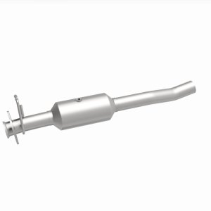 Ford F-650 Performance Exhaust - Underbody - Magnaflow - OEM Grade Direct-Fit Catalytic Converter - `16-`19