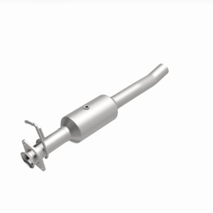 Ford F-650 Performance Exhaust - Underbody - Magnaflow - OEM Grade Direct-Fit Catalytic Converter - `16-`19