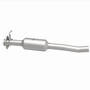 Ford F-650 Performance Exhaust - Underbody - Magnaflow - OEM Grade Direct-Fit Catalytic Converter - `16-`19