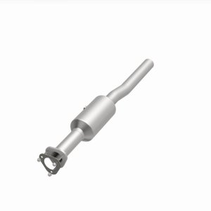 Ford E-450 Super Duty Catalytic Converter - Magnaflow - Direct-Fit, OEM Grade - `07-`09