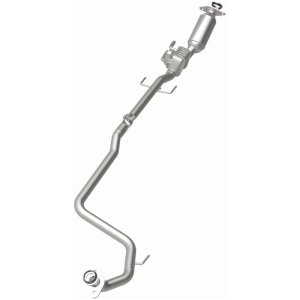 Toyota Prius C Catalytic Converter - Underbody - Magnaflow - OEM Grade Direct-Fit - `14-`19