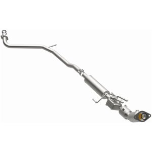 Toyota Prius Catalytic Converter - Underbody - Magnaflow - OEM Grade Federal/EPA Compliant - `10-`15