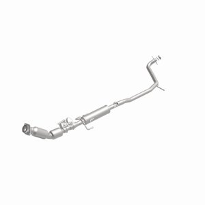 Toyota Prius Plug-In Catalytic Converter - Underbody - Magnaflow - OEM Grade Federal/EPA Compliant - `12-`15