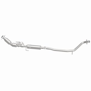 Toyota Prius Plug-In Catalytic Converter - Underbody - Magnaflow - OEM Grade Federal/EPA Compliant - `12-`15