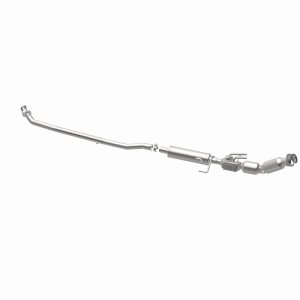 Toyota Prius V Catalytic Converter - Underbody - Magnaflow - OEM Grade Direct-Fit - `12-`17