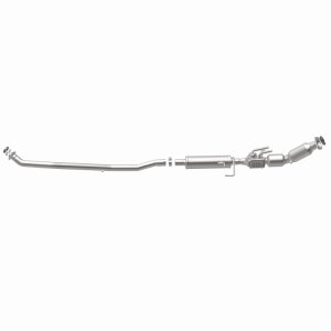 Toyota Prius V Catalytic Converter - Underbody - Magnaflow - OEM Grade Direct-Fit - `12-`17