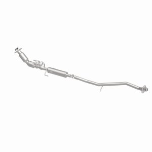Toyota Prius V Catalytic Converter - Underbody - Magnaflow - OEM Grade Direct-Fit - `12-`17