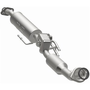 Toyota Prius Prime Catalytic Converter - Underbody - Magnaflow - OEM Grade Direct-Fit - `17-`22