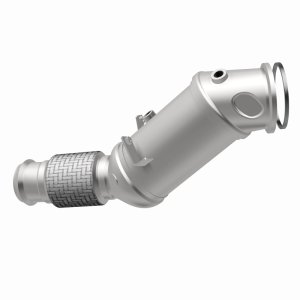 BMW X3 Catalytic Converter - Magnaflow - OEM Grade Federal/EPA Compliant Direct-Fit - `18-`22