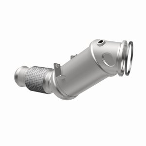 BMW X3 Catalytic Converter - Magnaflow - OEM Grade Federal/EPA Compliant Direct-Fit - `18-`22
