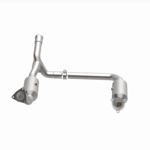 Chevrolet Silverado 1500 Catalytic Converter - Single Underbody - Magnaflow - OEM Grade Direct-Fit - `19-`23