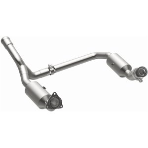 Chevrolet Silverado 1500 Catalytic Converter - Single Underbody - Magnaflow - OEM Grade Direct-Fit - `19-`23