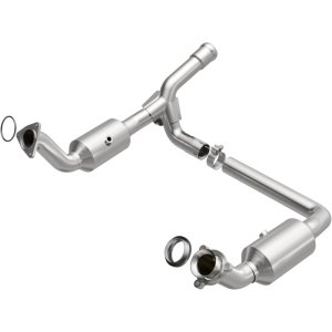 Chevrolet Silverado 1500 Catalytic Converter - Single Underbody - Magnaflow - OEM Grade Direct-Fit - `19-`23