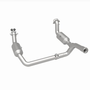GMC Sierra 1500 Catalytic Converter - Single Underbody - Magnaflow - OEM Grade Direct-Fit - `19-`23