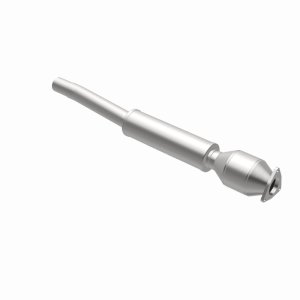 Volkswagen Phaeton Catalytic Converter - Rear Passenger Side - Magnaflow - California Grade CARB Compliant Direct-Fit - `04-`06