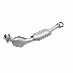 Lincoln Town Car Catalytic Converter - Magnaflow - California Grade CARB Compliant Direct-Fit - `96-`02