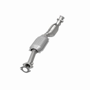 Lincoln Town Car Catalytic Converter - Magnaflow - California Grade CARB Compliant Direct-Fit - `96-`02
