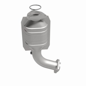 Chevrolet Tracker Catalytic Converter - Magnaflow - California Grade CARB Compliant Direct-Fit - 2000