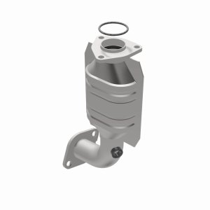 Chevrolet Tracker Catalytic Converter - Magnaflow - California Grade CARB Compliant Direct-Fit - 2000