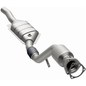 Volkswagen Passat Catalytic Converter - Magnaflow - Direct Fit - `00-`05