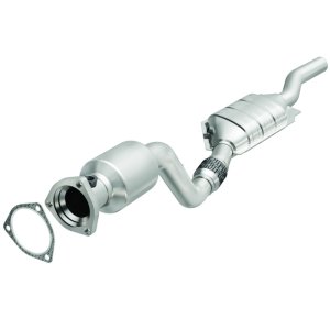 Audi A6 Quattro Catalytic Converter - Magnaflow - California Grade CARB Compliant Direct-Fit - `00-`01