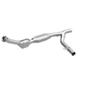 Ford F-150 Catalytic Converter - Magnaflow - Direct-Fit, California Grade CARB Compliant - `97-`01