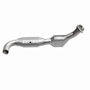Ford Expedition Catalytic Converter - Magnaflow - California Grade CARB Compliant - 2001