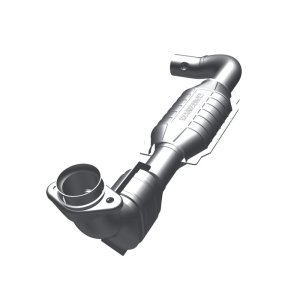 Ford Expedition Catalytic Converter - Magnaflow - California Grade CARB Compliant Direct-Fit - 2001