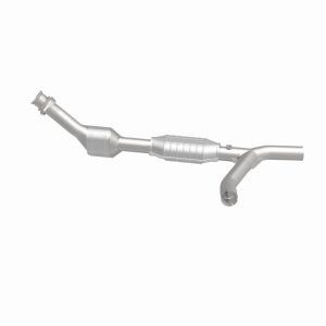 Ford E-150 Econoline Catalytic Converter - Magnaflow - California Grade CARB Compliant Direct-Fit - `00-`02