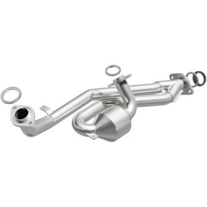 Toyota Sienna Catalytic Converter - Magnaflow - California Converter Direct Fit - `01-`03