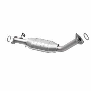 Toyota Tundra Catalytic Converter - Magnaflow - California Grade CARB Compliant Direct-Fit - `00-`02 Toyota Tundra Catalytic Converter - Magnaflow - California Grade CARB Compliant Direct-Fit - `00-`02