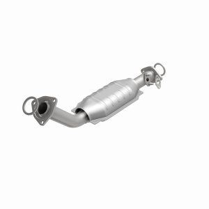 Toyota Tundra Catalytic Converter - Magnaflow - California Grade CARB Compliant Direct-Fit - `00-`02 Toyota Tundra Catalytic Converter - Magnaflow - California Grade CARB Compliant Direct-Fit - `00-`02