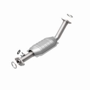 Toyota Tundra Catalytic Converter - Magnaflow - California Grade CARB Compliant Direct-Fit - `00-`02 Toyota Tundra Catalytic Converter - Magnaflow - California Grade CARB Compliant Direct-Fit - `00-`02