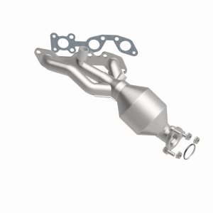 Nissan Frontier Catalytic Converter - Driver Side - Magnaflow - Direct-Fit - `01-`02