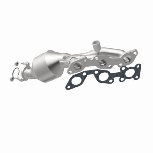 Nissan Frontier Catalytic Converter - Driver Side - Magnaflow - Direct-Fit - `01-`02