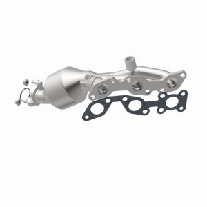 Nissan Frontier Catalytic Converter - Driver Side - Magnaflow - Direct-Fit - `01-`02