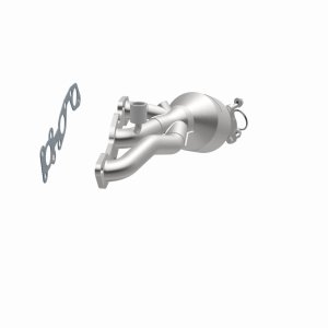 Nissan Frontier Catalytic Converter - Driver Side - Magnaflow - Direct-Fit - `01-`02