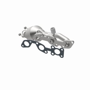 Nissan Frontier Catalytic Converter - Driver Side - Magnaflow - Direct-Fit - `01-`02