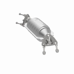 Nissan XTerra Catalytic Converter - Magnaflow - California Direct-Fit - `00-`04