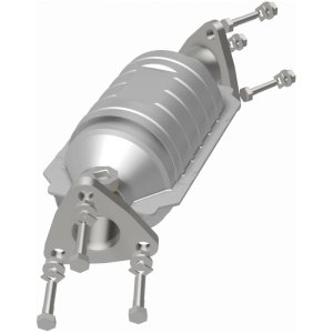 Nissan XTerra Catalytic Converter - Magnaflow - California Direct-Fit - `00-`04