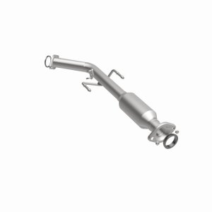 Toyota Sienna Catalytic Converter - Magnaflow - California Grade CARB Compliant Direct-Fit - `01-`03