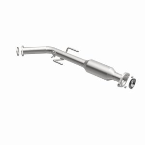 Toyota Sienna Catalytic Converter - Magnaflow - California Grade CARB Compliant Direct-Fit - `01-`03