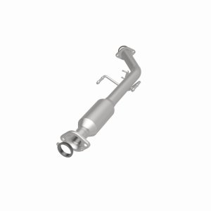 Toyota Sienna Catalytic Converter - Magnaflow - California Grade CARB Compliant Direct-Fit - `01-`03